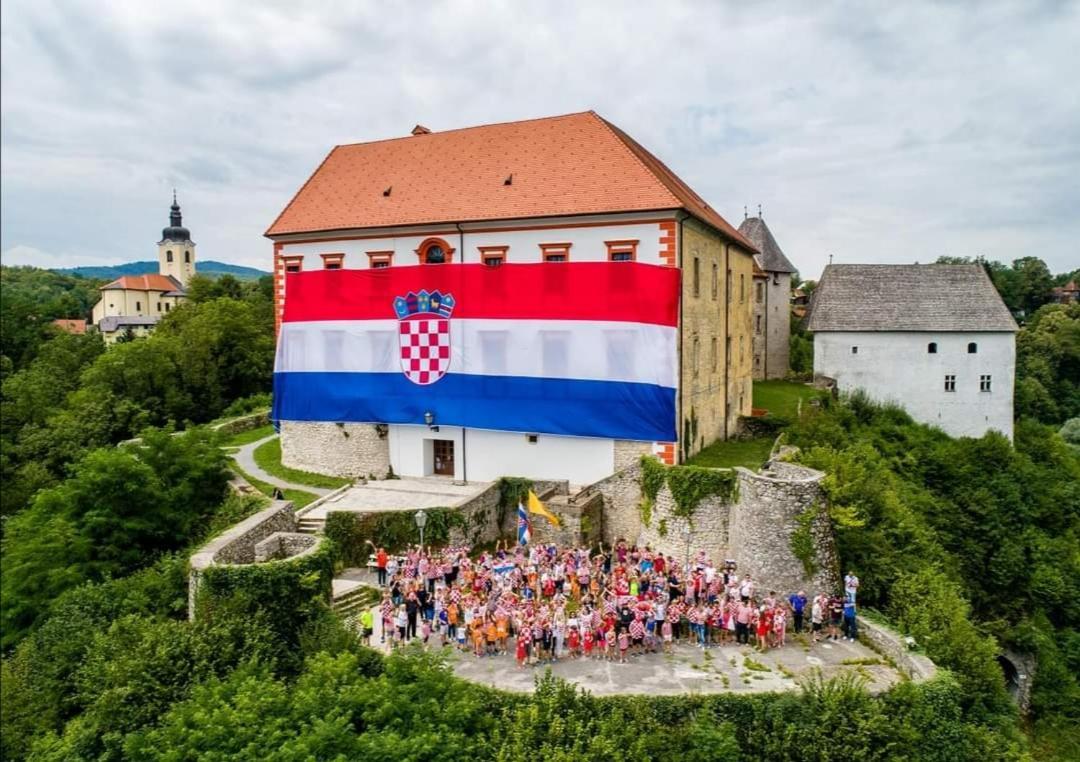 Apartman Ferenac Ozalj Екстер'єр фото